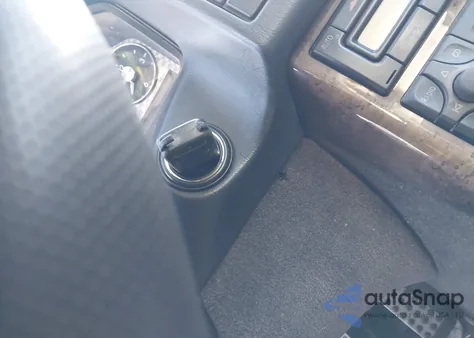 2002 Mercedes-Benz Sl 500 z USA, uszkodzony, nr VIN WDBFA68F82F204434